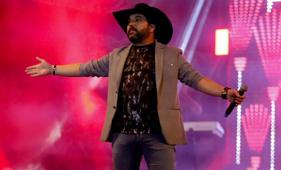 Show de Edson e Hudson em Pontal do Paraná