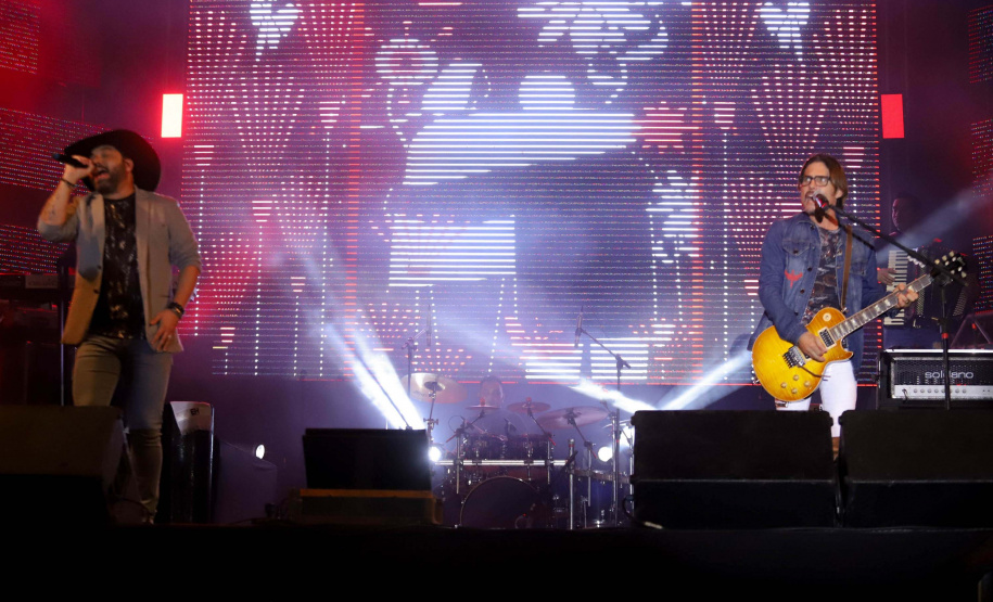 Show de Edson e Hudson em Pontal do Paraná