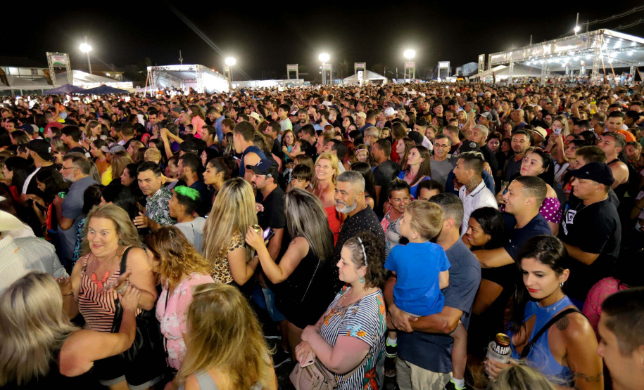 Show de Edson e Hudson em Pontal do Paraná