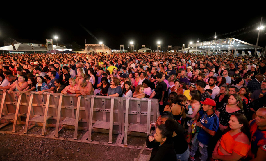 Show de Edson e Hudson em Pontal do Paraná
