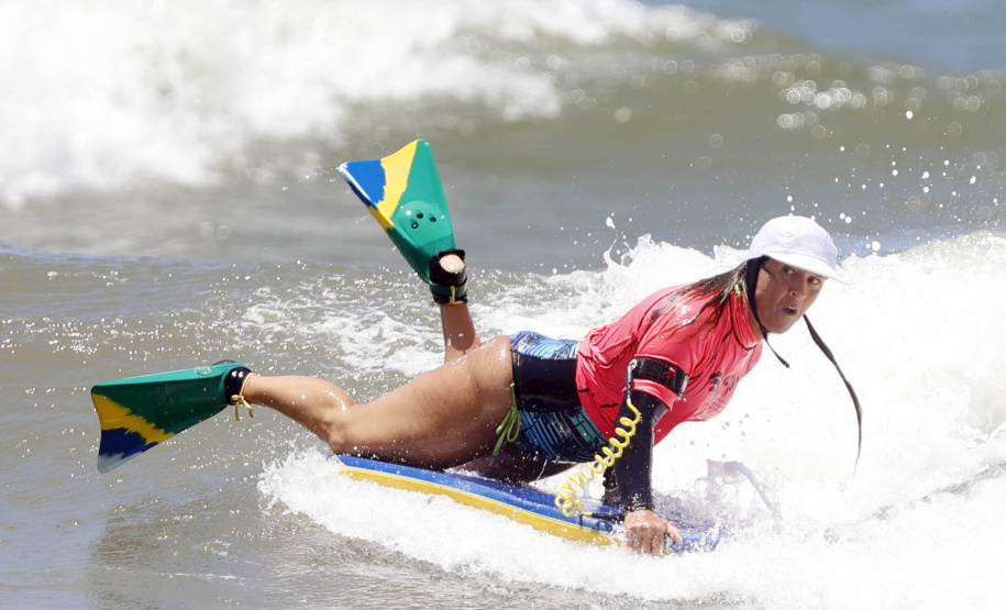 1ª etapa do Circuito Paranaense de Bodyboarding movimentou as areias de Guaratuba no fim de semana