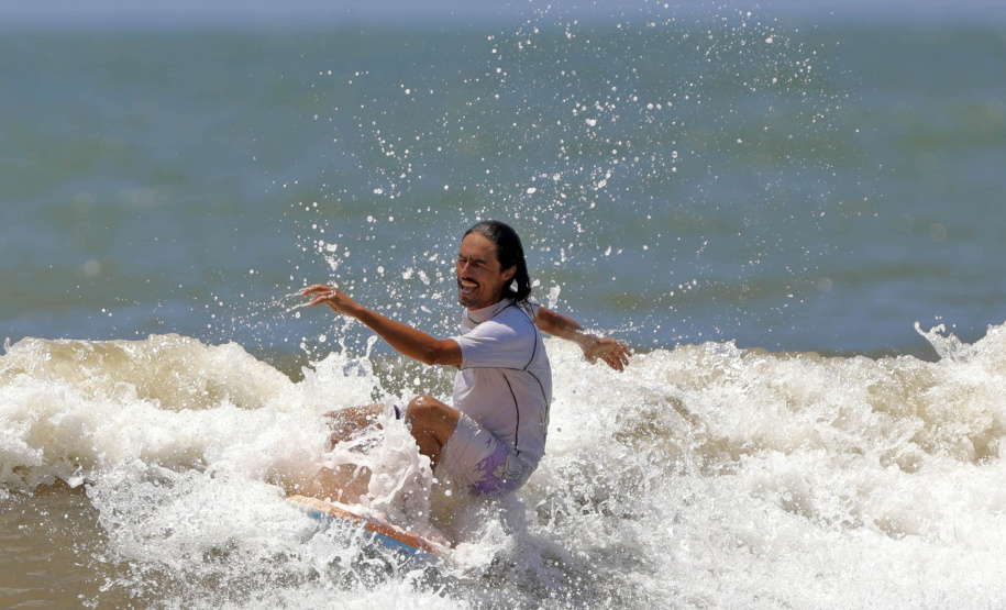 1ª etapa do Circuito Paranaense de Bodyboarding movimentou as areias de Guaratuba no fim de semana