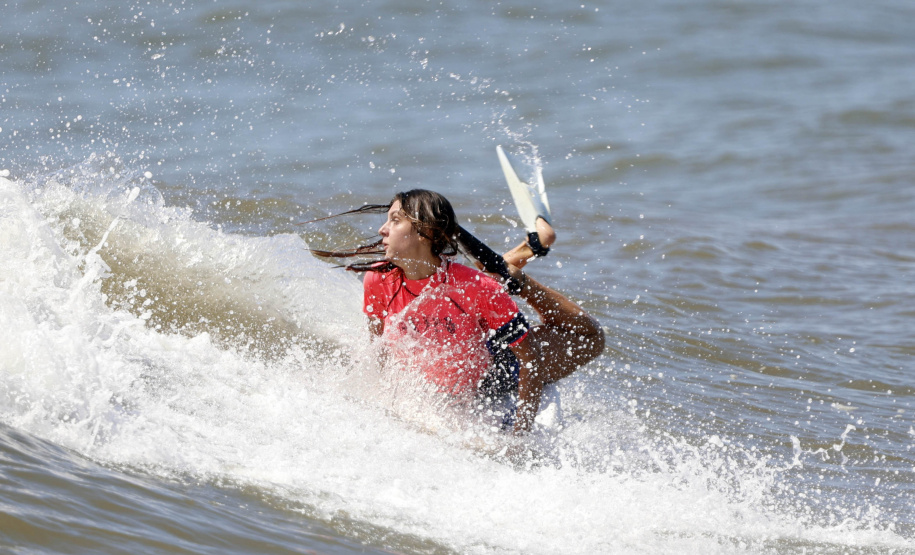 1ª etapa do Circuito Paranaense de Bodyboarding movimentou as areias de Guaratuba no fim de semana