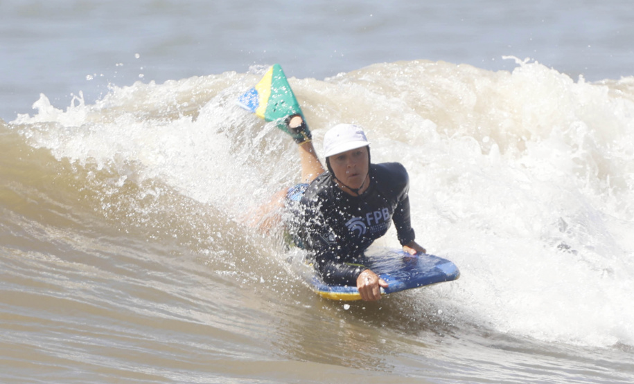 1ª etapa do Circuito Paranaense de Bodyboarding movimentou as areias de Guaratuba no fim de semana