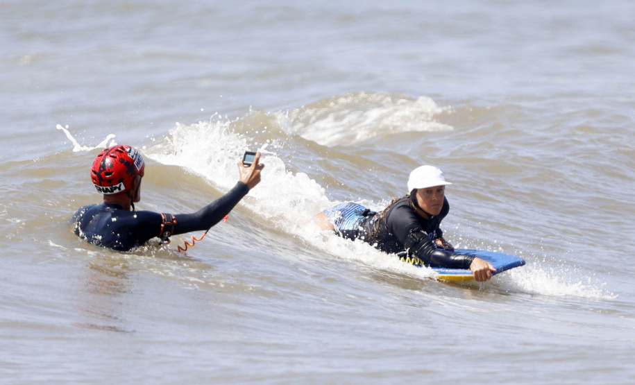 1ª etapa do Circuito Paranaense de Bodyboarding movimentou as areias de Guaratuba no fim de semana