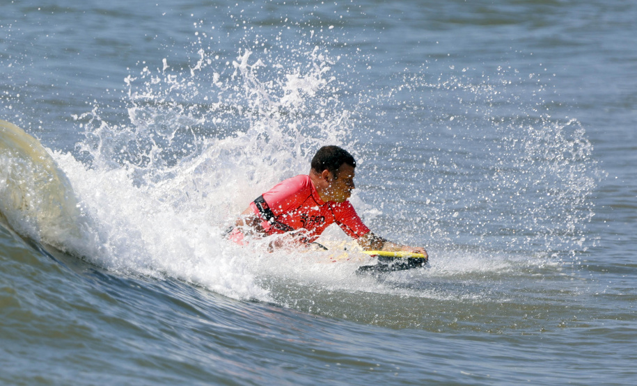 1ª etapa do Circuito Paranaense de Bodyboarding movimentou as areias de Guaratuba no fim de semana