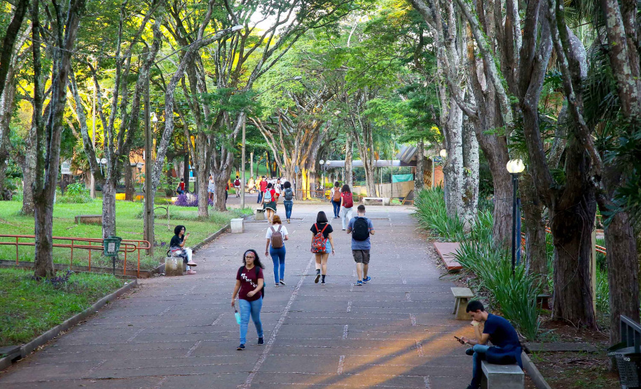 UEL retoma atividades do 2º semestre de 2022 na próxima segunda-feira (23)