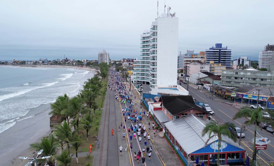 Corrida da Sanepar em Guaratuba reúne 1.200 participantes