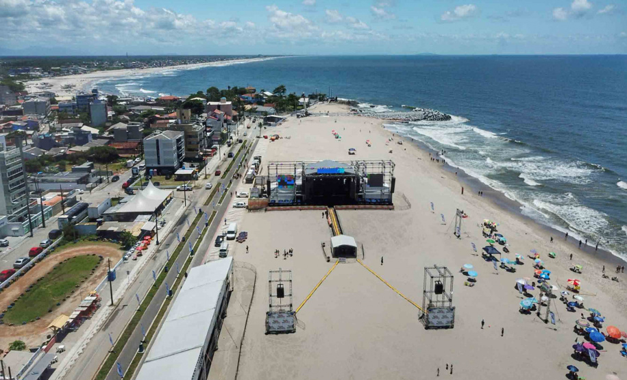 Recuperação da orla de Matinhos avança e chega a 67 % de conclusão