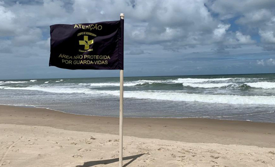 Bombeiros realizam 66,7 mil ações preventivas junto aos veranista