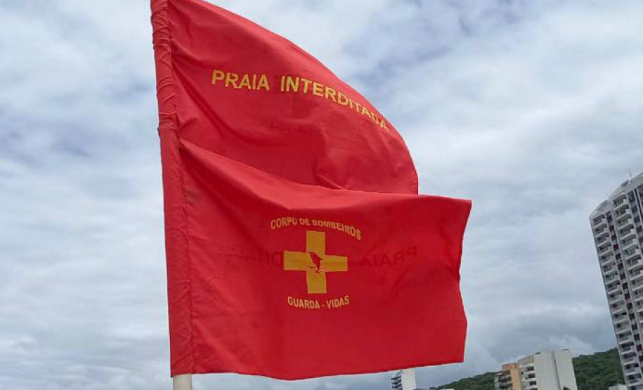 Bombeiros realizam 66,7 mil ações preventivas junto aos veranista