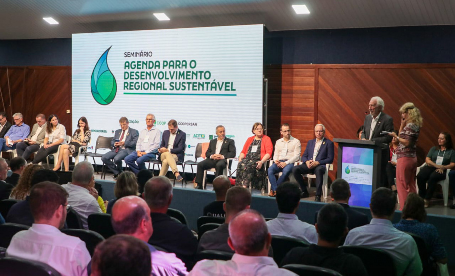 Governo discute desenvolvimento sustentável na região de Toledo