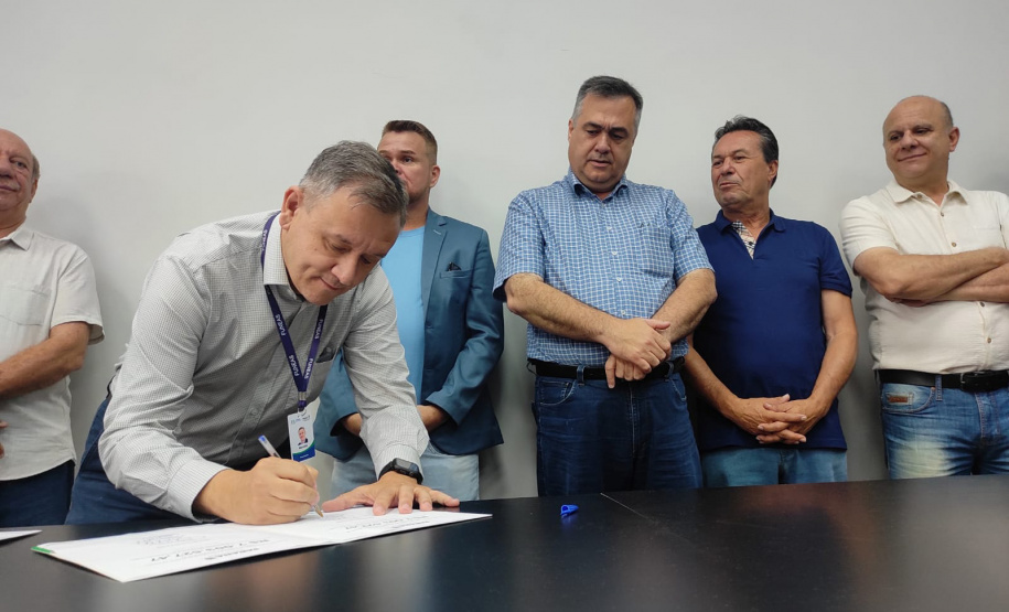 Estado autoriza licitação de AME e Maternidade para Paranaguá