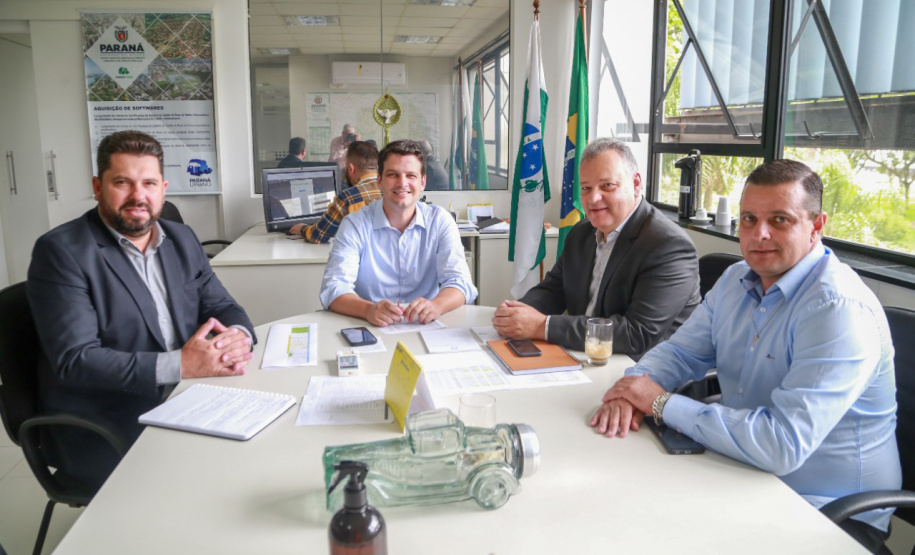 PREFEITO DE uBIRATÃ