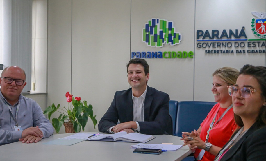 Conselho de Administração do Paranacidade toma posse com R$ 1,2 bilhão em obras em execução