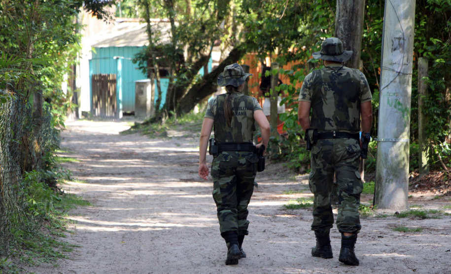 Policiamento na Ilha do Mel garante temporada mais tranquila aos moradores, comerciantes e turistas