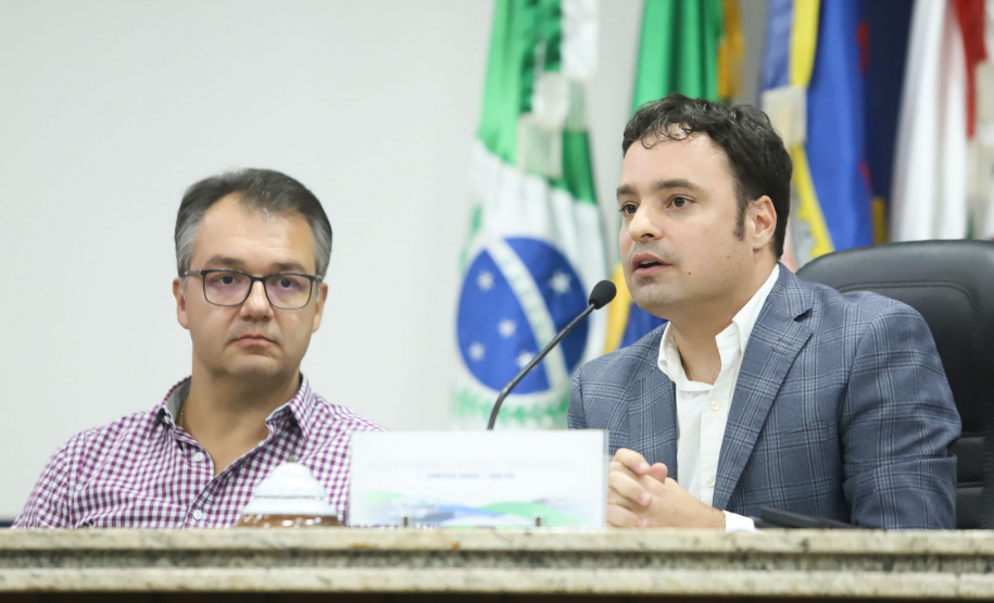 DER realiza audiência pública em Guaratuba para contratação do ferry-boat