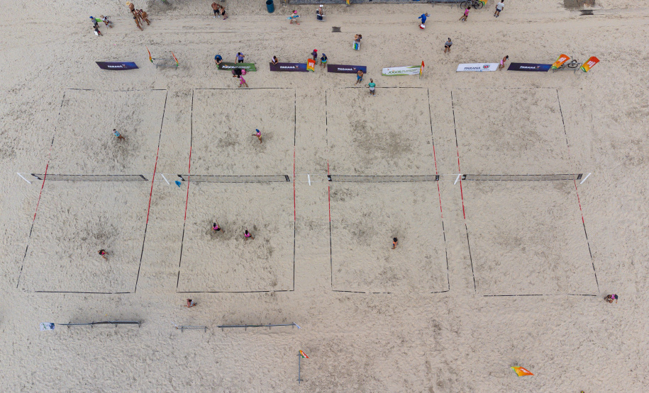 TORNEIO DE BEACH TENNIS