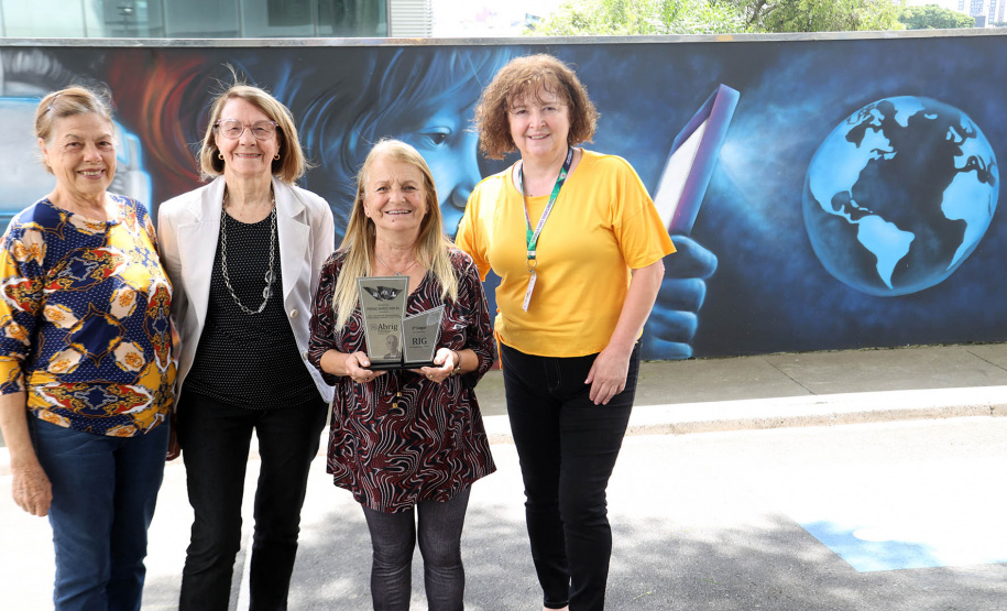 Ação da Celepar, inclusão social e digital de idosos é premiada e se torna referência no País