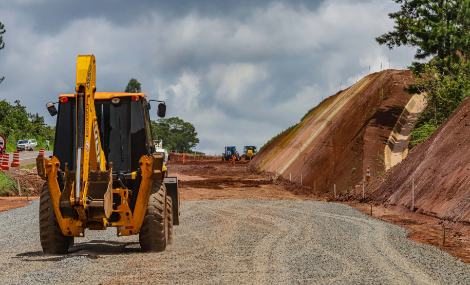 Obras de duplicação de Mauá da Serra a Londrina avançam na região Norte