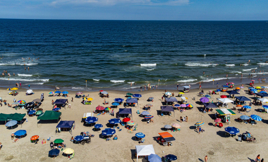 7º Boletim de Balneabilidade das águas do Paraná indica 55 pontos aptos para banho