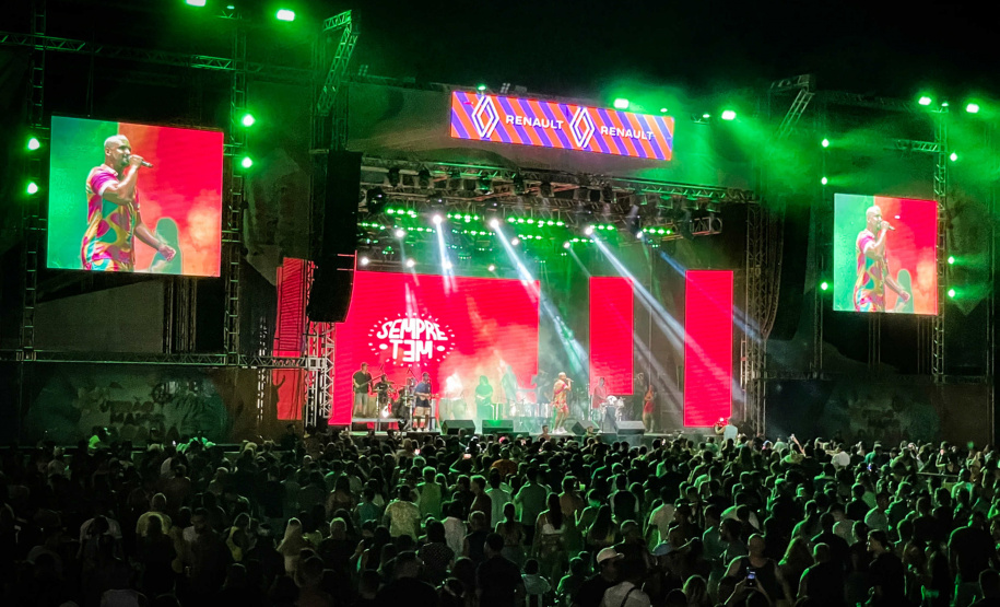 Após seis semanas, shows do Verão Maior Paraná terminam ao ritmo de Carnaval