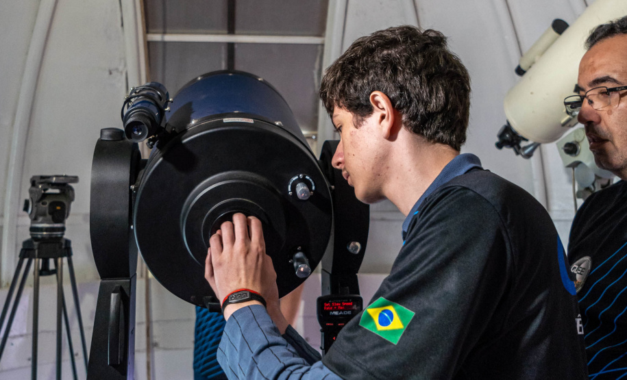 Dois alunos da rede estadual participam de seletivas para representar o Brasil em olimpíadas internacionais de astronomia