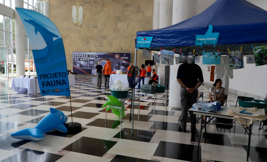 Exposição no Palácio Iguaçu comemora 50 anos da Defesa Civil do Paraná