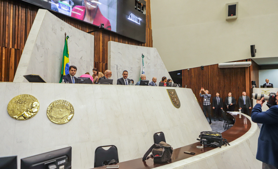 governador Carlos Massa Ratinho Junior participou nesta segunda-feira (06) da abertura oficial dos trabalhos da Assembleia Legislativa do Paraná (Alep).