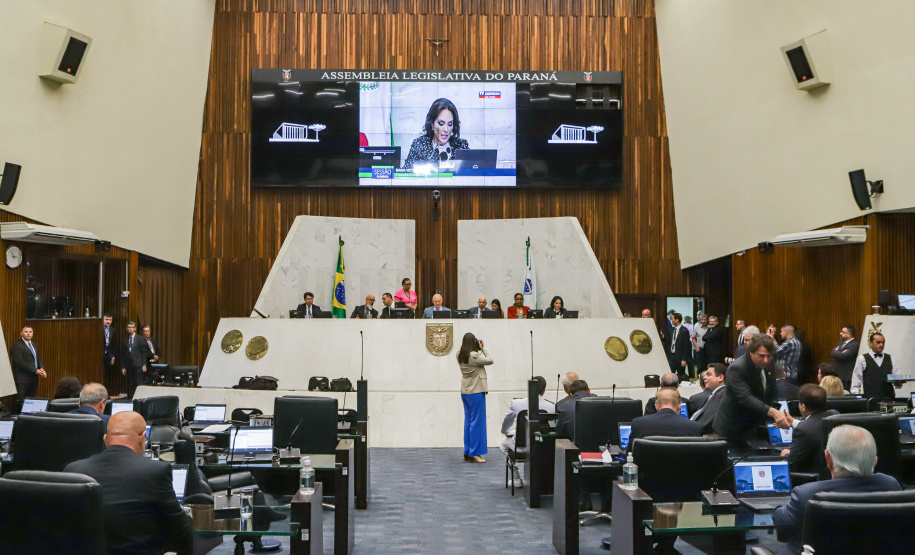 governador Carlos Massa Ratinho Junior participou nesta segunda-feira (06) da abertura oficial dos trabalhos da Assembleia Legislativa do Paraná (Alep).