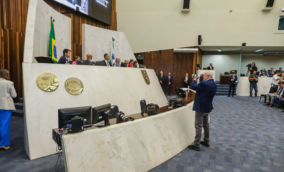 governador Carlos Massa Ratinho Junior participou nesta segunda-feira (06) da abertura oficial dos trabalhos da Assembleia Legislativa do Paraná (Alep).