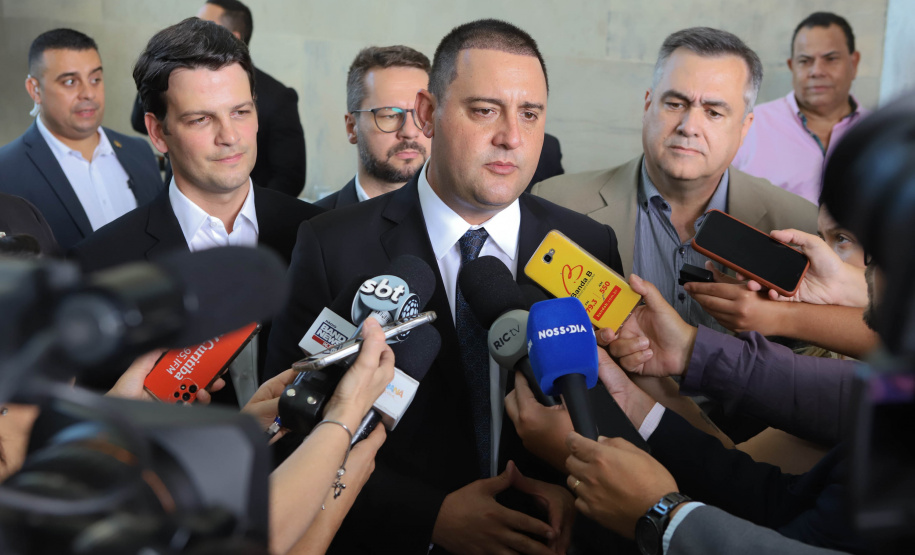 O governador Carlos Massa Ratinho Junior assinou nesta sexta-feira (3) o repasse de R$ 99,5 milhões para investimentos em diversas áreas da saúde do município de Curitiba.