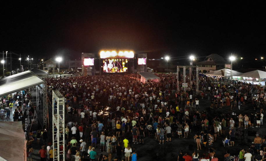 Show Guilherme e Santiago em Pontal do Parana