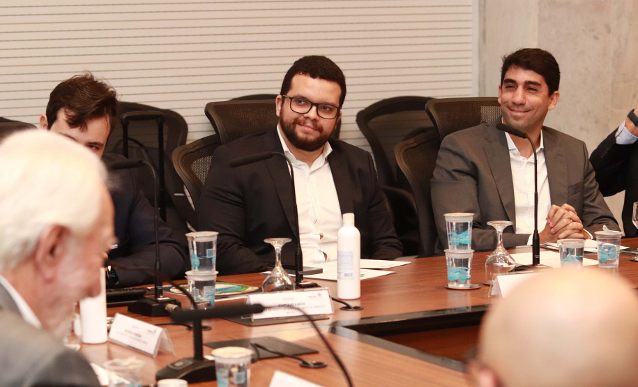 REUNIÃO - DARCI PIANA