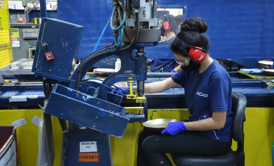 Paraná é o estado que mais emprega mulheres no Sul do País