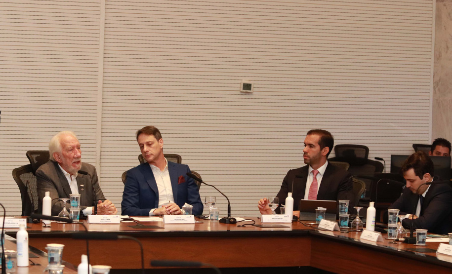 REUNIÃO - DARCI PIANA