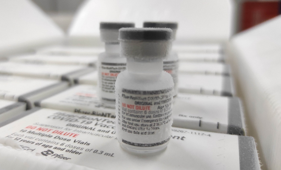 Chegam ao Paraná as primeiras doses de vacina bivalente contra a Covid-19