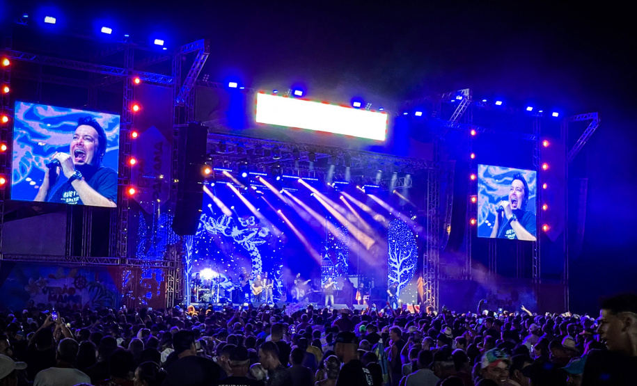 João Bosco e Vinícius em Matinhos