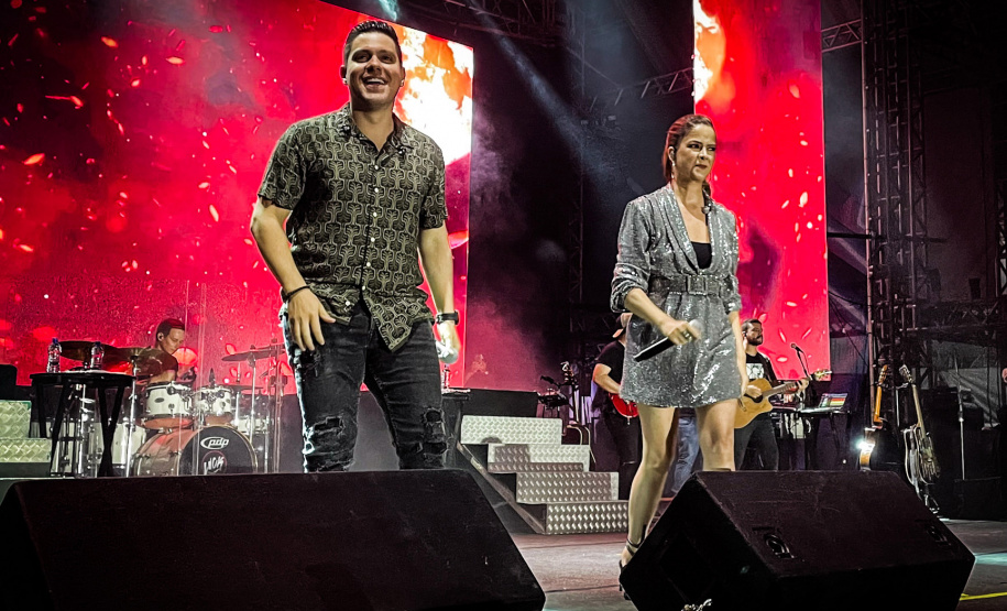 Show de Maria Cecília e Rodolfo em Matinhos