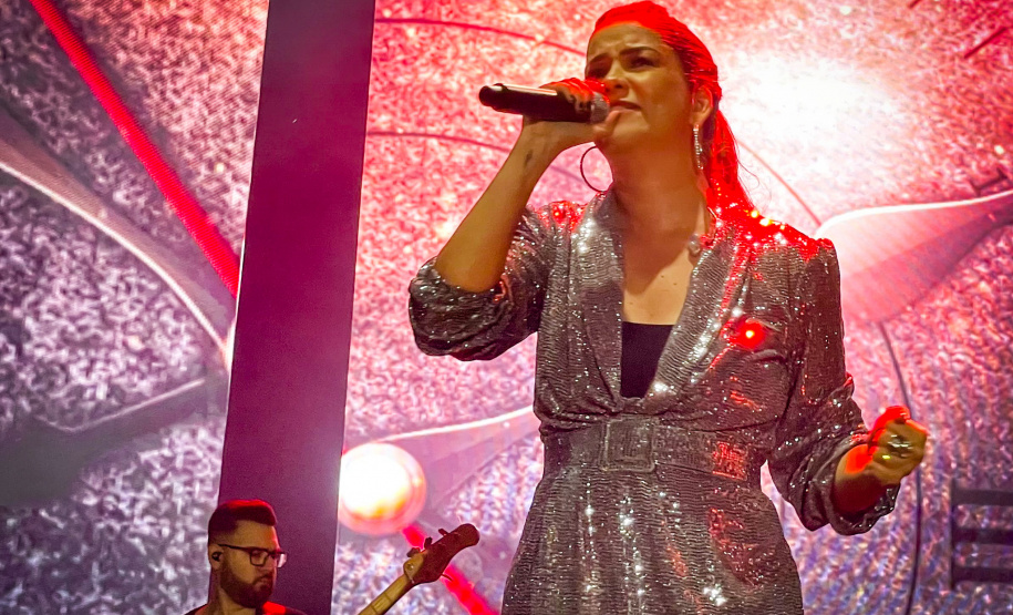 Show de Maria Cecília e Rodolfo em Matinhos