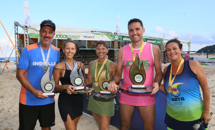 Campeonato de beach tennis encerra programação esportiva do Verão Maior Paraná