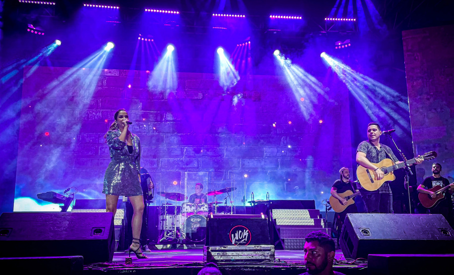 Show de Maria Cecília e Rodolfo em Matinhos