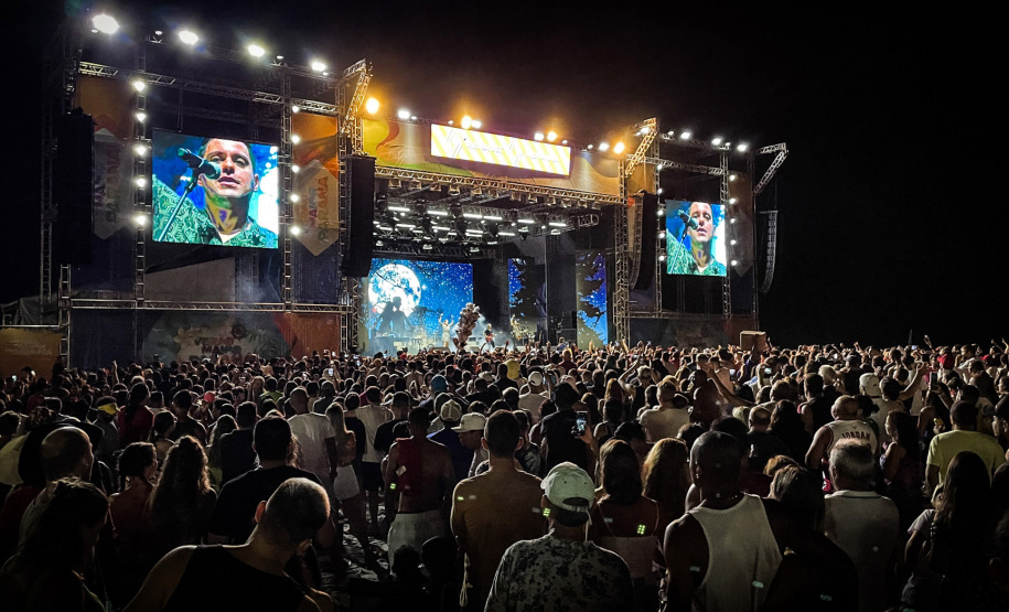 Show de Maria Cecília e Rodolfo em Matinhos