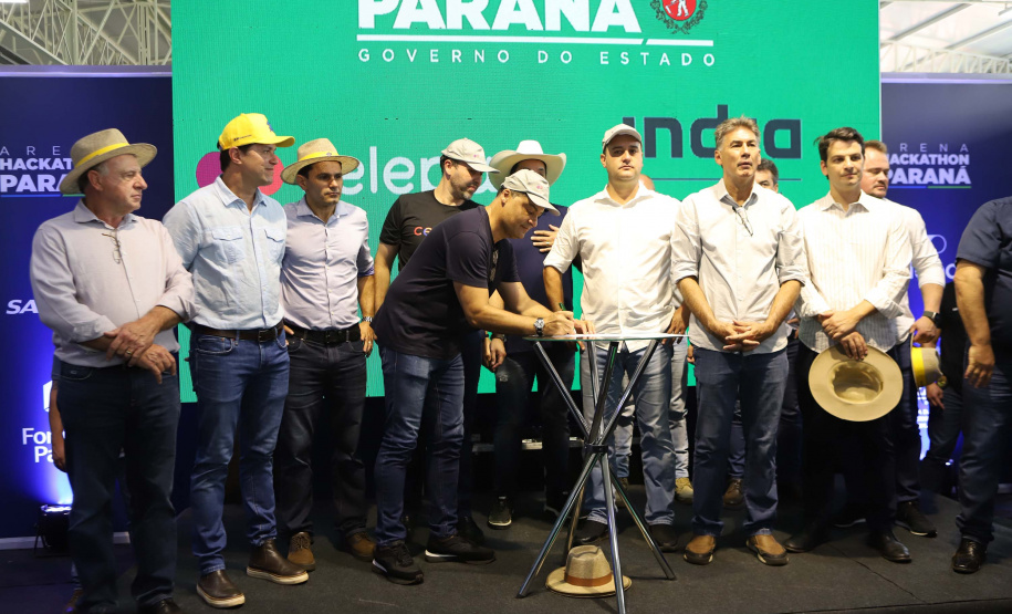 Em parceria com multinacional, Paraná terá centro de capacitação na área de TI