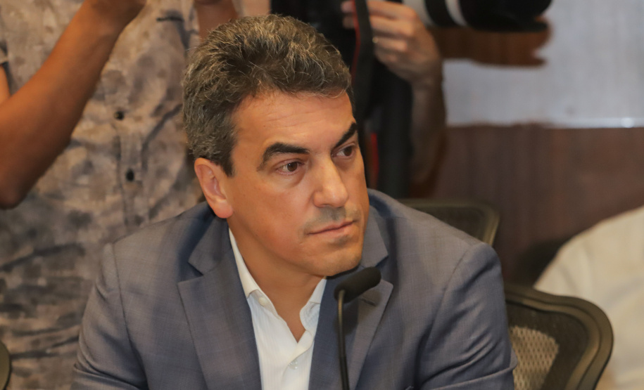 governador Carlos Massa Ratinho Junior anunciou nesta terça-feira (07) um pacote bilionário de investimentos em infraestrutura em diversas regiões do Paraná.