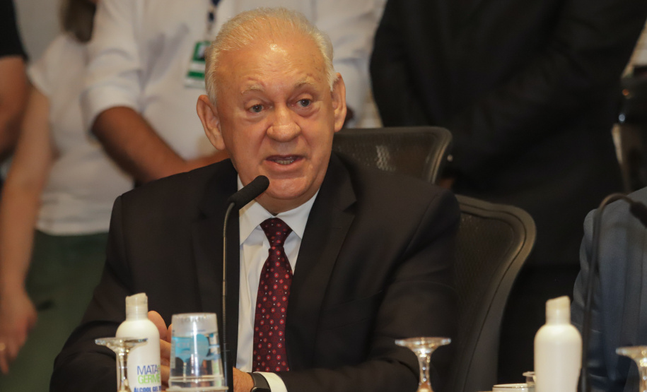 governador Carlos Massa Ratinho Junior anunciou nesta terça-feira (07) um pacote bilionário de investimentos em infraestrutura em diversas regiões do Paraná.