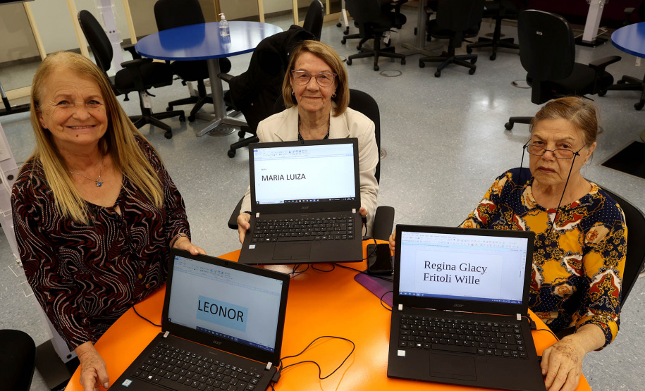 Ação da Celepar, inclusão social e digital de idosos é premiada e se torna referência no País