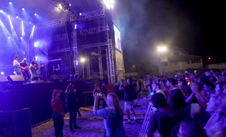 Show  de Maria Cecília e Rodolfo, em Pontal do Paraná - Verão Maior Paraná -