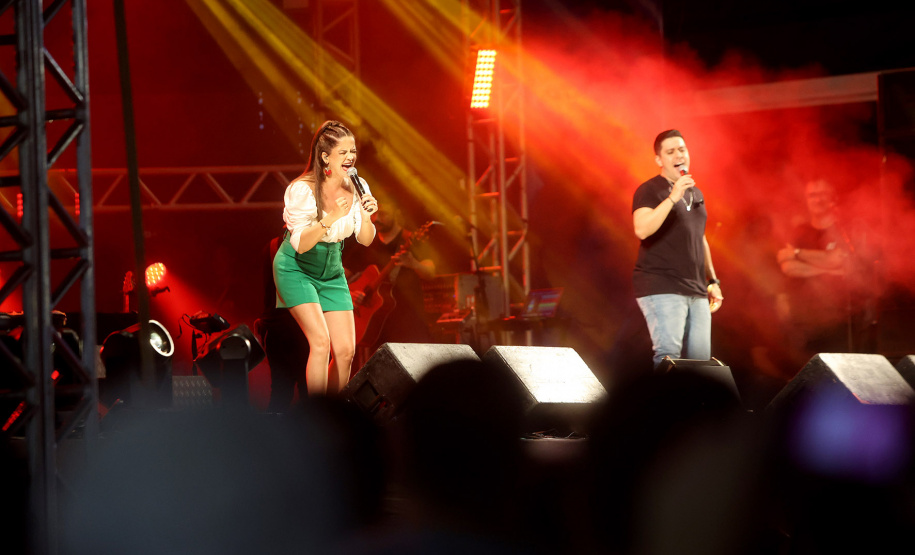 Show  de Maria Cecília e Rodolfo, em Pontal do Paraná - Verão Maior Paraná -
