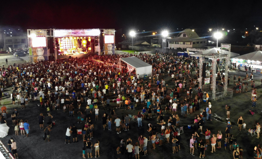 Show  de Maria Cecília e Rodolfo, em Pontal do Paraná - Verão Maior Paraná -